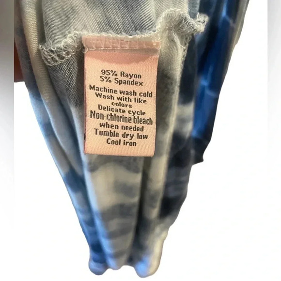 Juicy Couture Women’s Tie Dye Wrap Dress - Picture 4 of 6